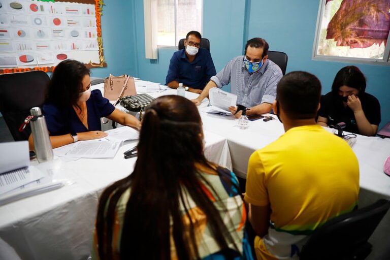 Análise de processos de jovens em cumprimento de pena fecha semestre com 50 audiências no Amazonas