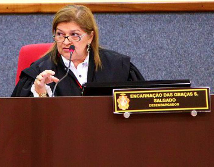 Desembargadora Encarnação Salgado do TJAM é condenada à pena de aposentadoria compulsória