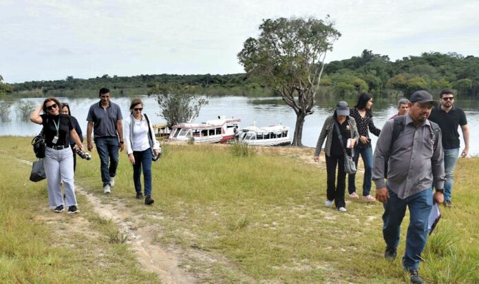 Equipe do MPAM em inspeção à Escola Municipal Paulo Freire, no dia 14/02/2020, na Comunidade Agrícola Amazonino Mendes, na Zona Rural de Manaus
