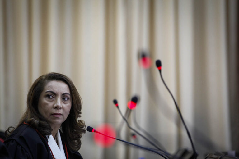 Contratos com taxas de juros fixadas pelo Banco Central não são abusivas, decide TJAM