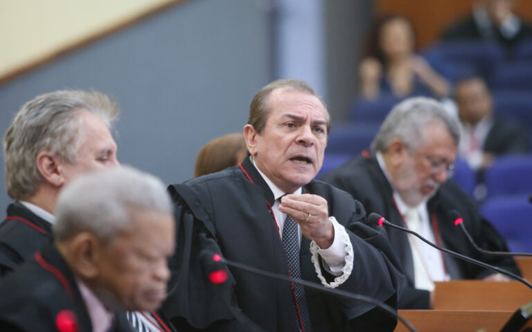 Para TJAM, pedido de apuração da veracidade de documento deve ocorrer até instrução criminal