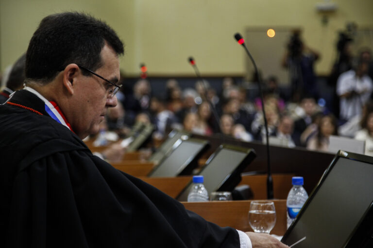 Juizado da Infância do Amazonas não pode julgar guarda quando a ação não demonstre risco ao menor