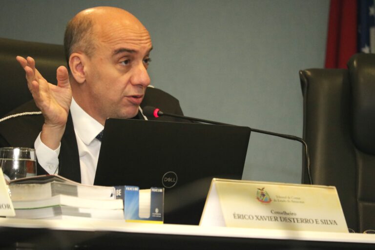TCE-AM multa ex-diretor de Fundo de Aposentadoria de Barcelos