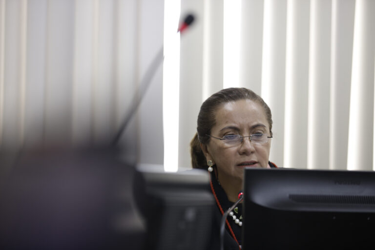 Lei de Responsabilidade Fiscal não impede pagamento de vantagem a servidor do Estado do Amazonas