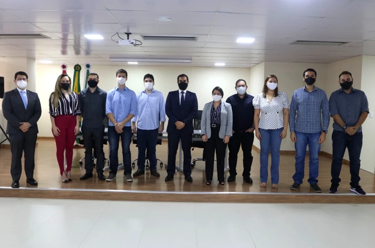 Defensoria Pública do Amazonas nomeia 8 servidores aprovados em concurso público