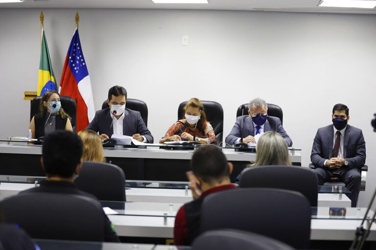 ALEAM promove reunião para tratar sobre a tramitação de processos relativos a Ação de Alimentos