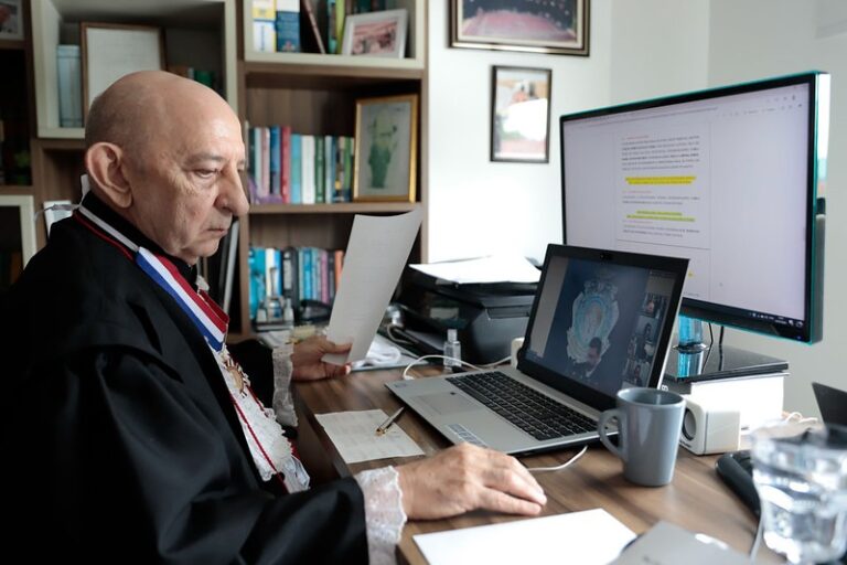 Tribunal do Amazonas nomeia aprovados em concurso público de servidores