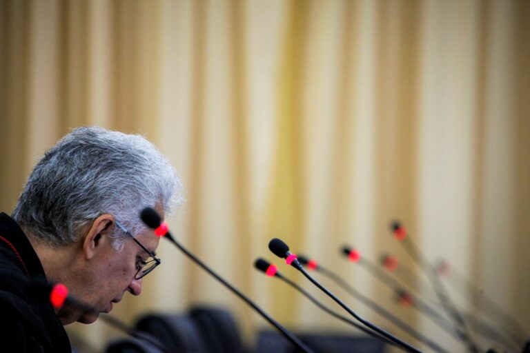 Amazonas Energia não pode suspender ligação por dívida derivada de desvios de corrente elétrica