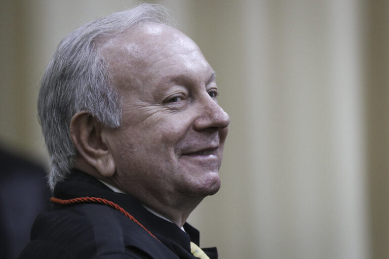 TJAM reconhece dano moral a consumidora que não recebeu dentro do prazo imóvel contratado
