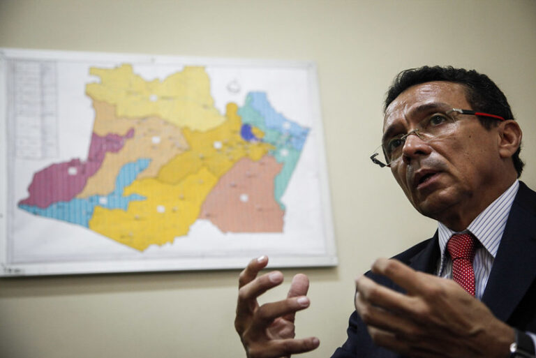 Juiz determina que senador exclua postagem contra o Estado do AM por se tratar de notícia falsa