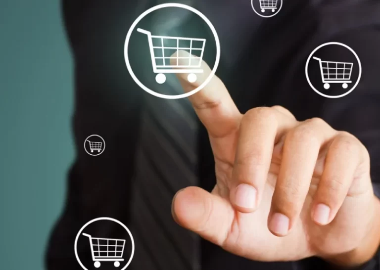 Consumidor que desiste de imóvel por entrega no atraso, não é obrigado a arcar com cotas condominio