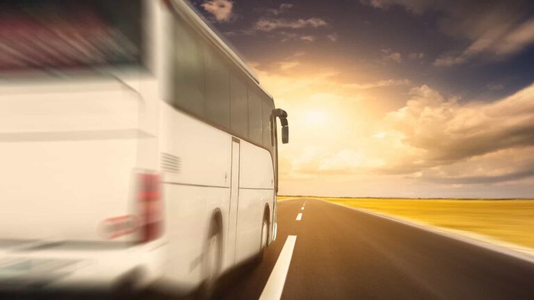 Em Manaus, pedestre que sofreu acidente provocado por ônibus será indenizado em R$ 10 mil