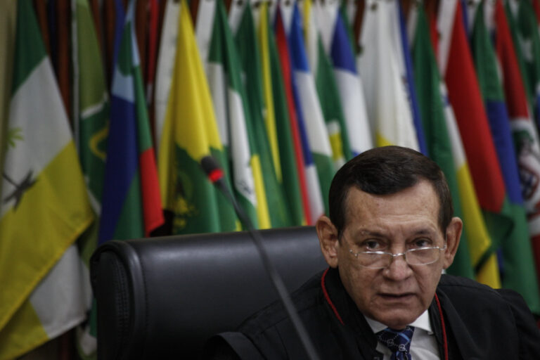 TJAM diz: Valor de gratificação de cargo em comissão não pode ser incorporado na aposentadoria
