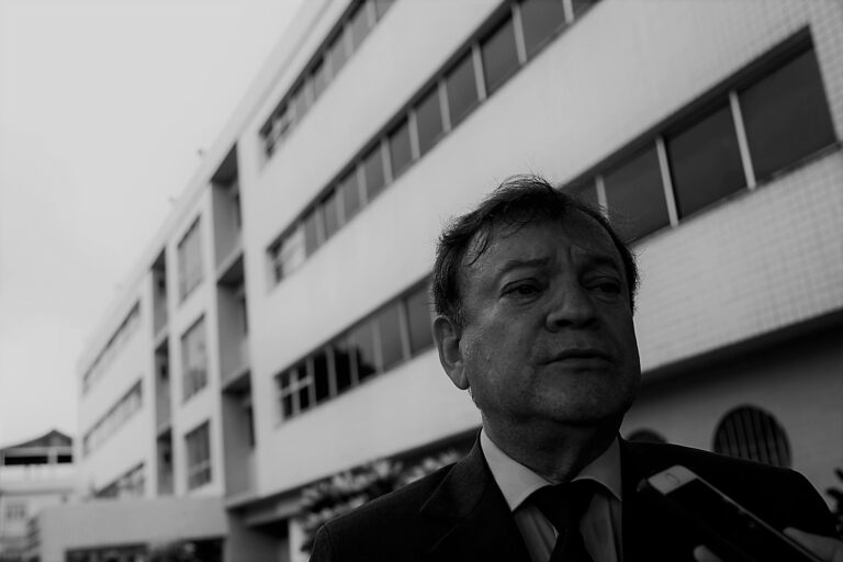 ICMS sobre telefonia sem franquia de minutos mantém julgamento suspenso no Estado do Amazonas