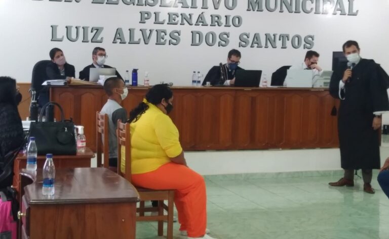 Em Uatumã, Tribunal do Júri julga réus em caso de assassinato de grávida para retirar seu bebê