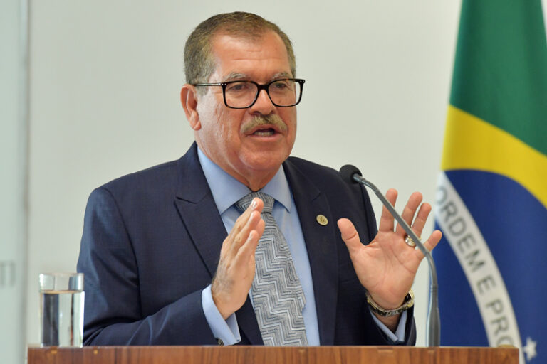 Ação sobre cobrança de dívida por Plataforma deve ficar suspensa,  fixa STJ em caso do Amazonas