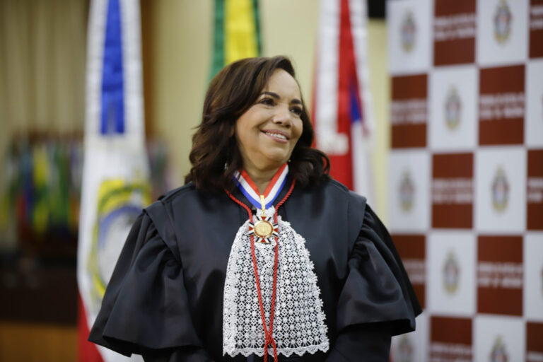 Ter a vítima tirado a mão da cintura não confere ao acusado o direito de matar, firma TJAM