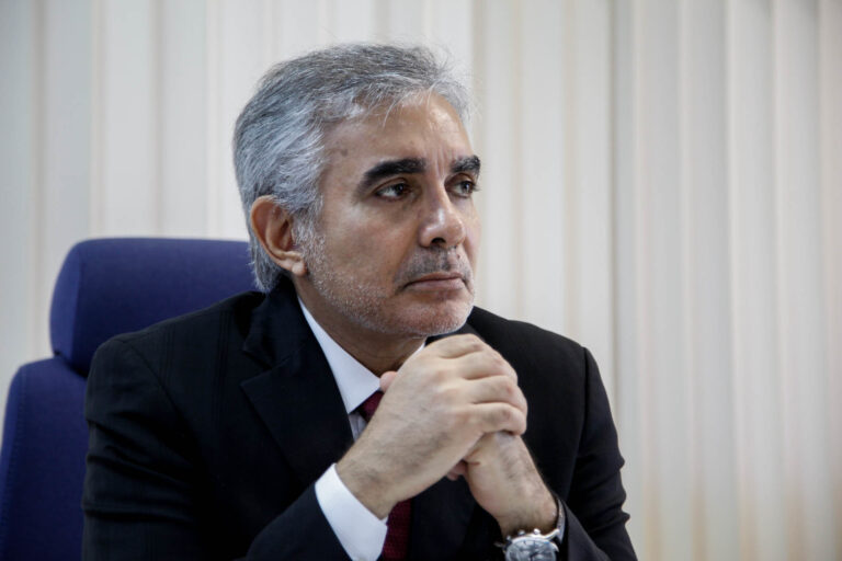 TJAM: Tarifas bancárias indevidamente cobradas exigem compensação do abalo moral do consumidor