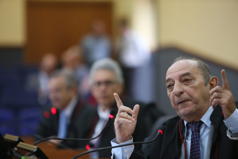 É direito do servidor público no Amazonas obter a revisão dos valores de ATS devidos