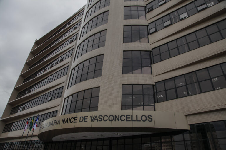 Cobranças abusivas da empresa Honda contra consumidor são convertidas em danos morais em Manaus