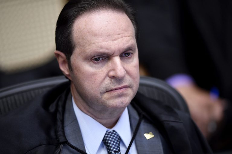 Ministro cassa decisão do TJAM e revigora sentença que rejeitou denúncia contra tráfico de drogas