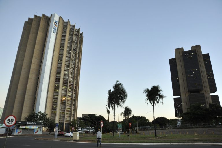 CMN regulamenta o cálculo e a forma de aplicação da Taxa Legal de Juros