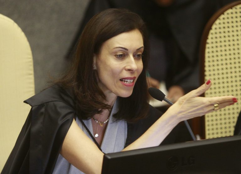 STJ decide que valor mínimo para apelação em execução fiscal deve considerar o total da dívida