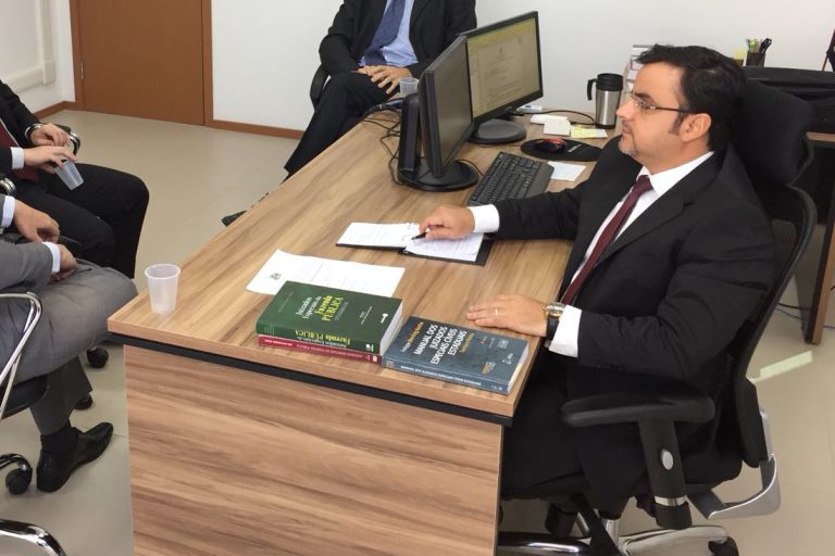 Pensão por morte exige que haja prévia prova da união estável em Vara própria de Manaus