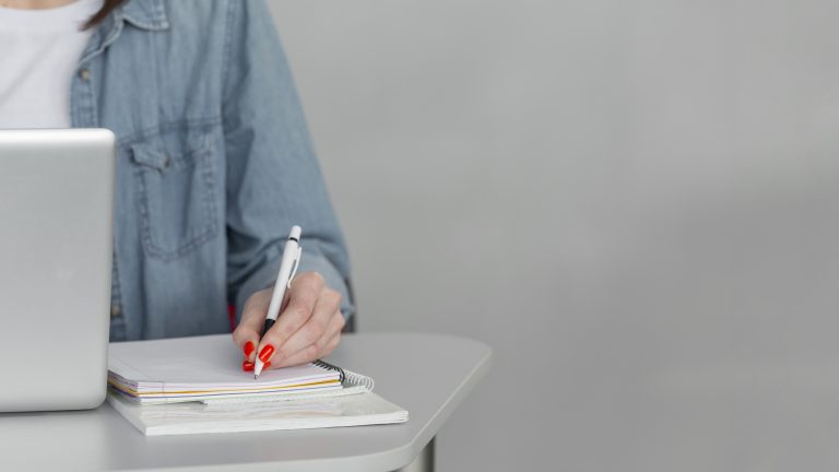 Mestrado no exterior deve ser revalidado no Brasil/Amazonas para se conceder direito a servidor