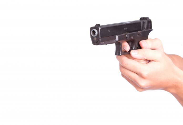 Há crime de corrupção de menor mesmo que este efetivamente não resulte corrompido