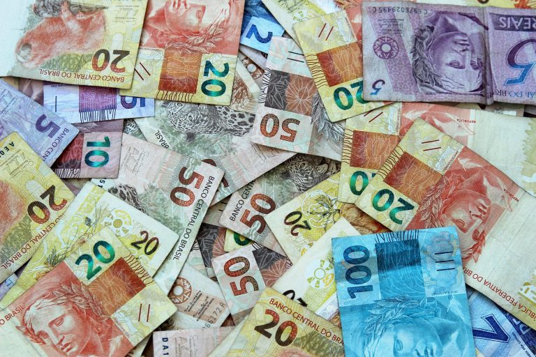 Consumidor cobrado mais de uma vez pela mesma dívida deve ser indenizado no Amazonas