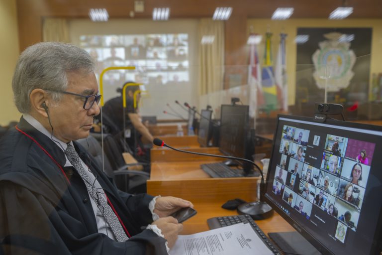 Proibir policial investigado de ser promovido na carreira viola a presunção de inocência