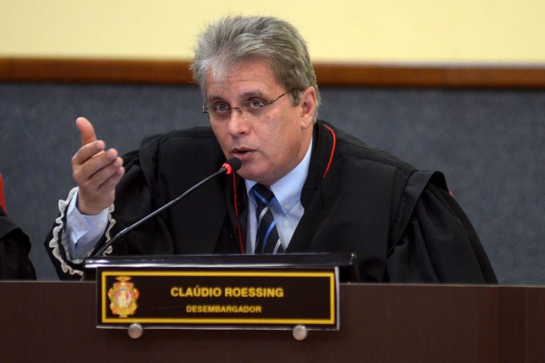 Sem competência para julgar ação civil, juiz não pode simplesmente arquivá-la