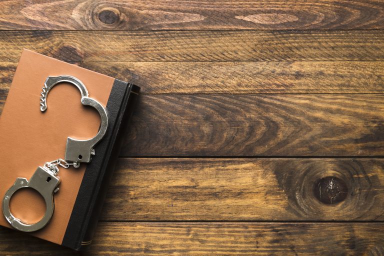 Júri é anulado por ausência de gravação audiovisual e réus são soltos no Amazonas