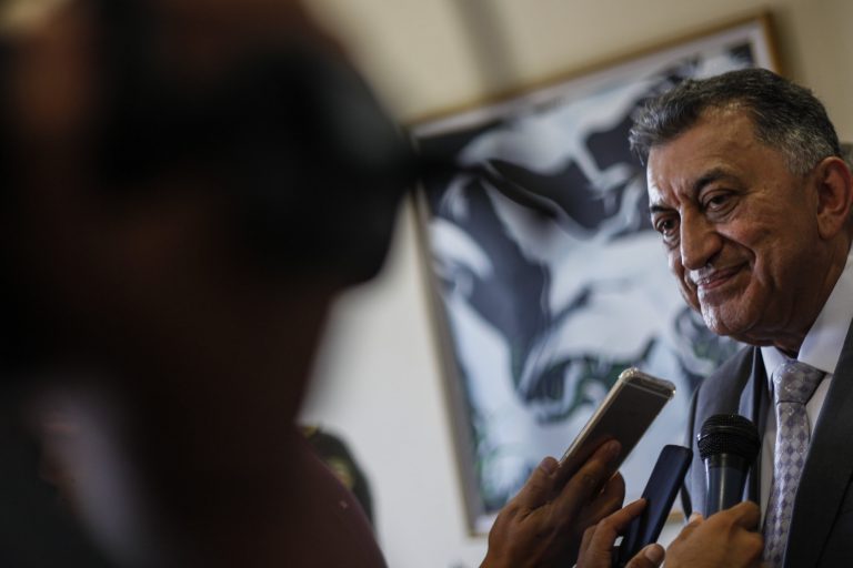 Servidor de Manaus que exerça atividade insalubre tem direito à gratificação correspondente