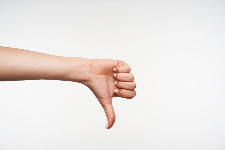 Sem que a negativação das Lojas Riachuelo tenha sido pública, cliente em Manaus não será indenizado