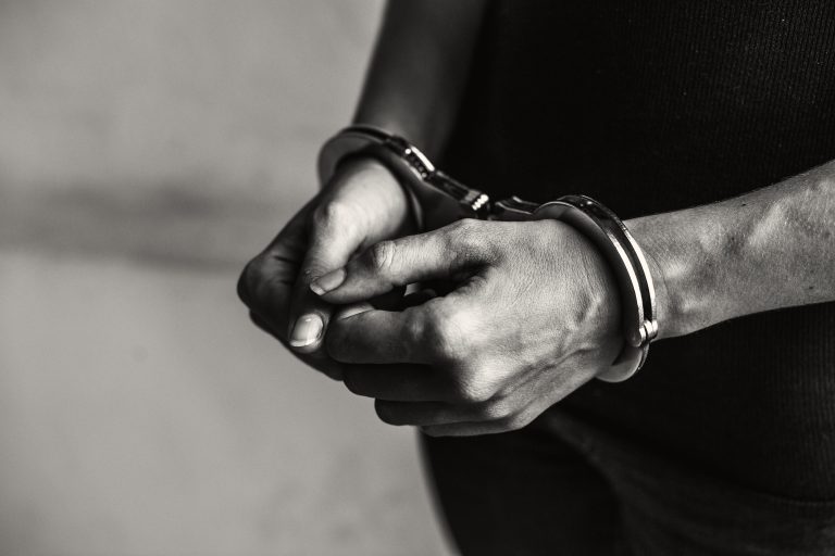 Homem é condenado a mais de 18 anos por matar rival de grupo criminoso em Manaus