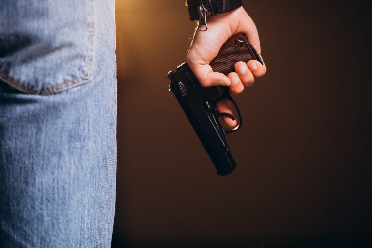 Sobrinho recebe pena por tentar assassinar tio com disparos de arma de fogo