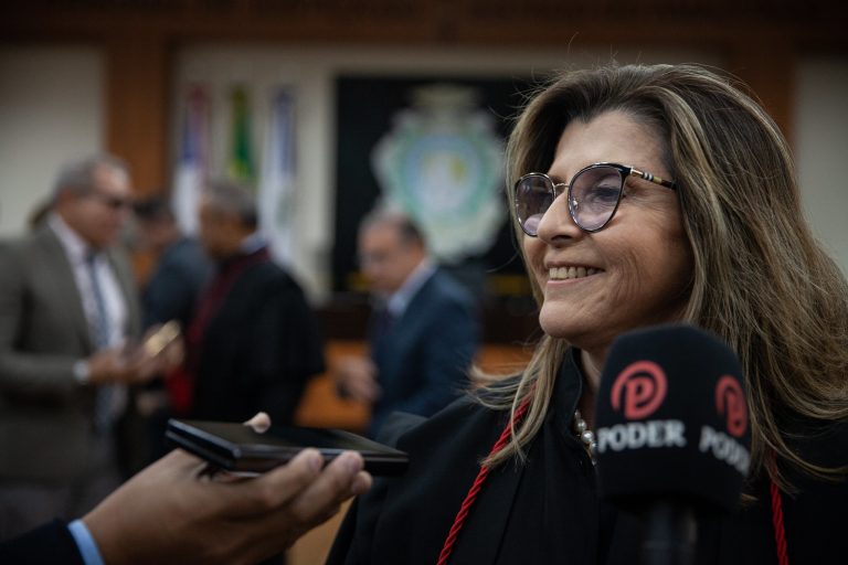 Segurança é concedida a Peritos Oficiais do Amazonas que fazem jus a promoção funcional