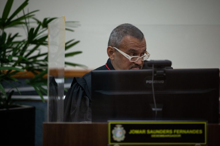 Matar o primo com golpes de madeira por ciúme da ex é conduta fútil e cruel