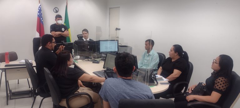 12ª Vara do Trabalho de Manaus realiza audiência com tradutor de libras