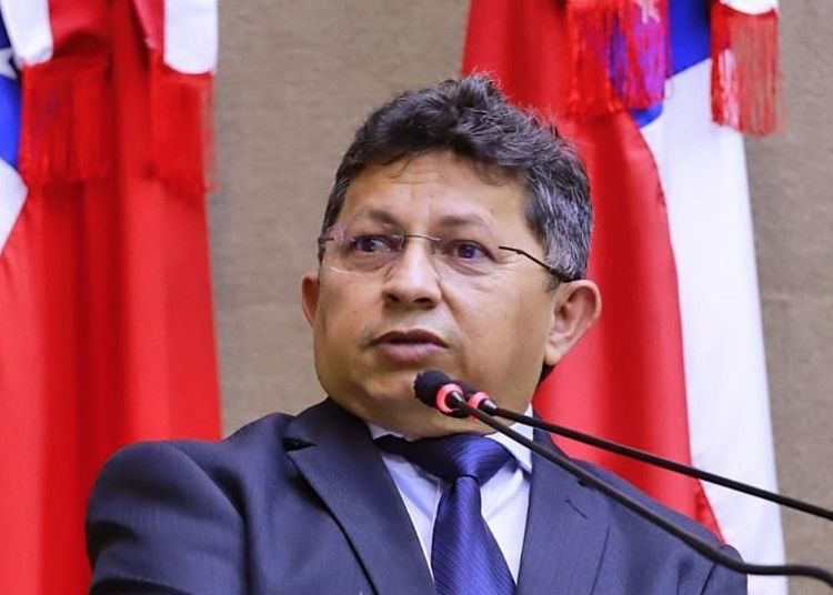 Deputado é condenado a devolver R$299 mil aos cofres públicos do Amazonas