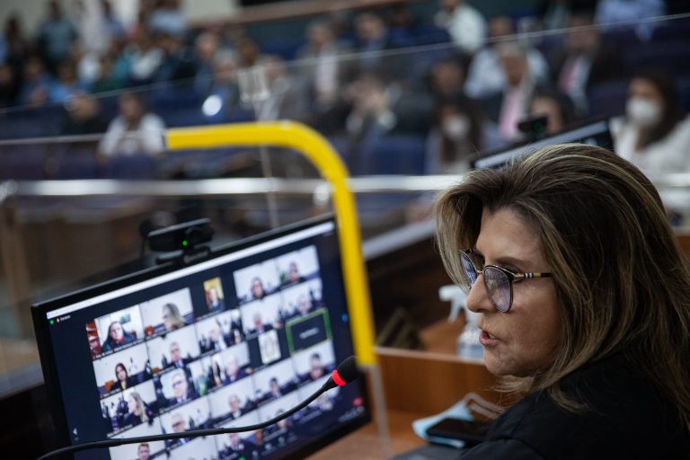 Servidor público fica sem a promoção precária, mas tem alcance do direito no mérito