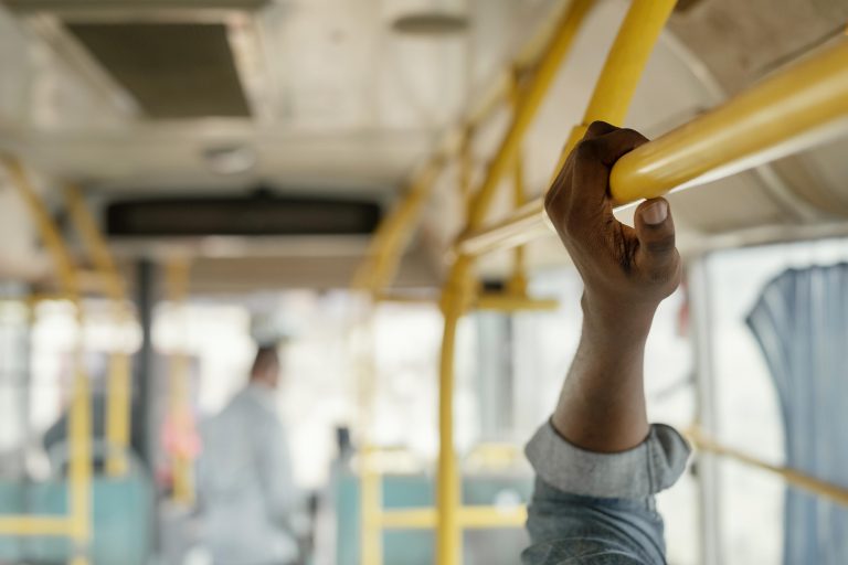 Comissão aprova projeto que amplia gratuidade no transporte público para pessoas com deficiência