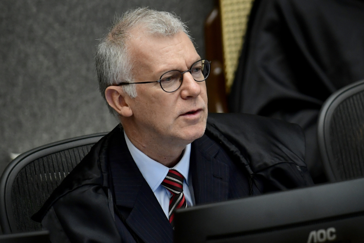 Tribunais não podem fixar honorários previdenciários fora do limite previsto na Súmula 111 do STJ