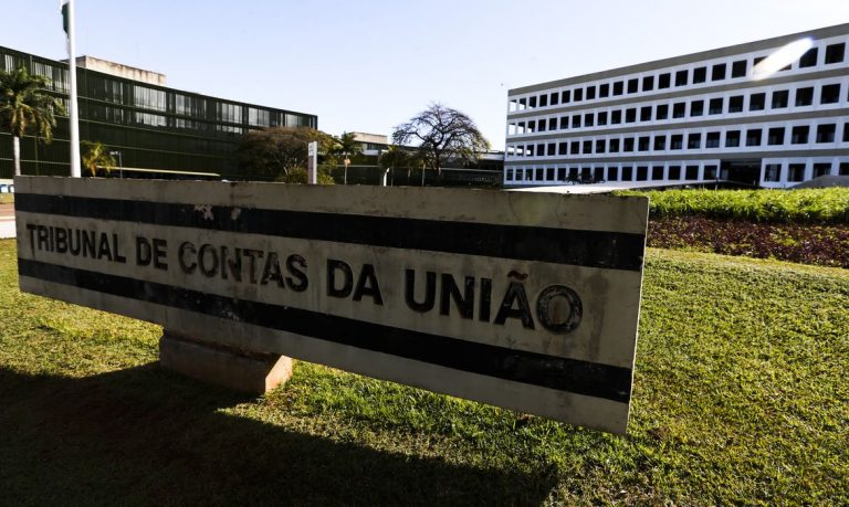 Problemas em estimativas de preços na área de tecnologia da informação  geram compras mais caras