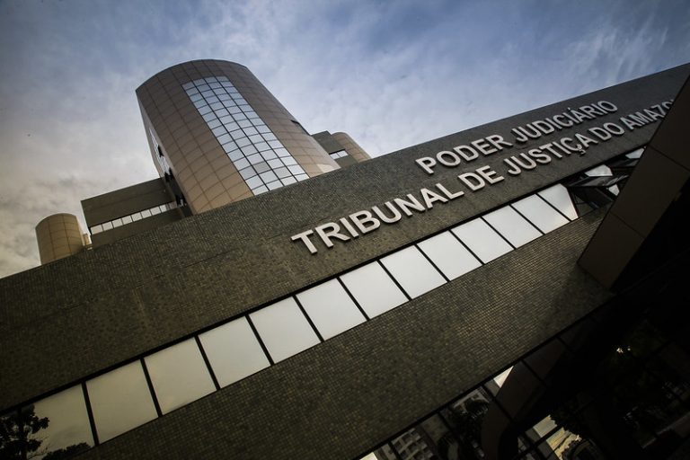 TJAM nomeia mais seis aprovados do concurso público de 2019