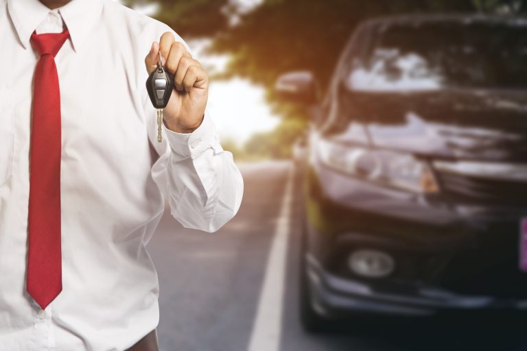 Seguradora que se recusa a pagar prêmio contratado causa danos indenizáveis