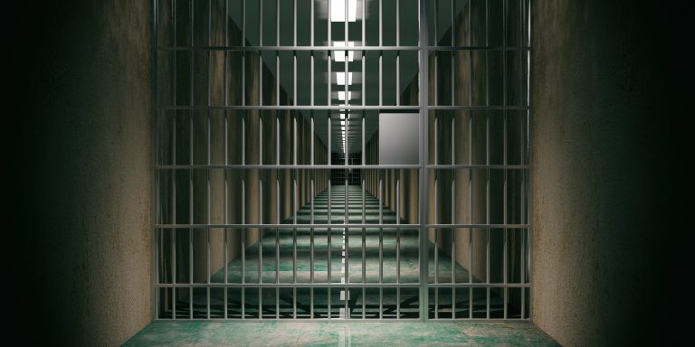 Amazonas transfere membros de facções para penitenciarias federais