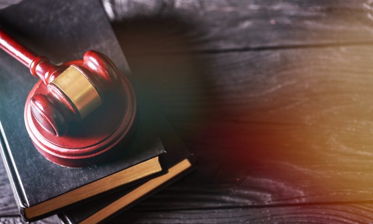 Dignidade da pessoa humana impõe equilíbrio para remoções em invasões, diz Justiça